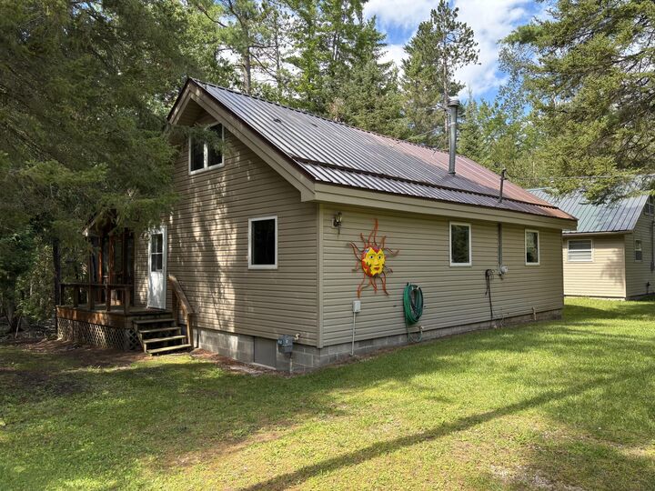 12498 E Shore Drive  Millersburg MI 49759 photo
