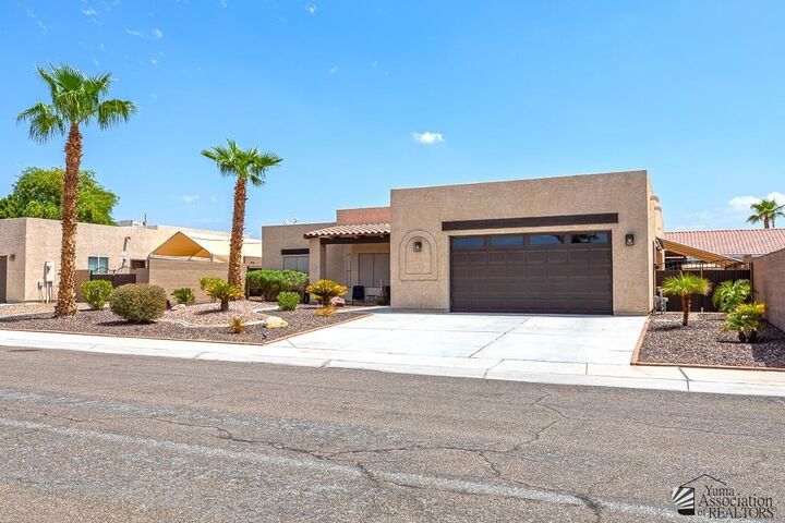 10795 S Monterrey Way  Yuma AZ 85367 photo