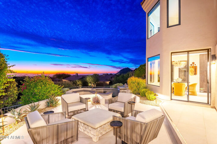 Property Photo:  24350 N Whispering Ridge Way 22  AZ 85255