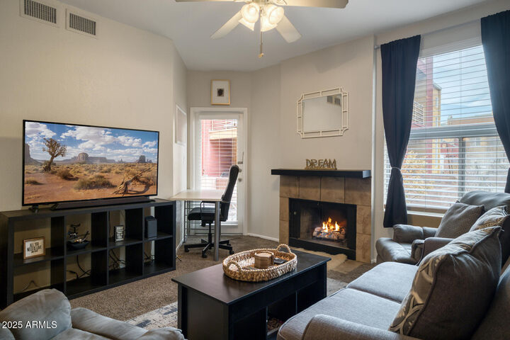 Property Photo: 154 W 5th Street 133 AZ 85281
