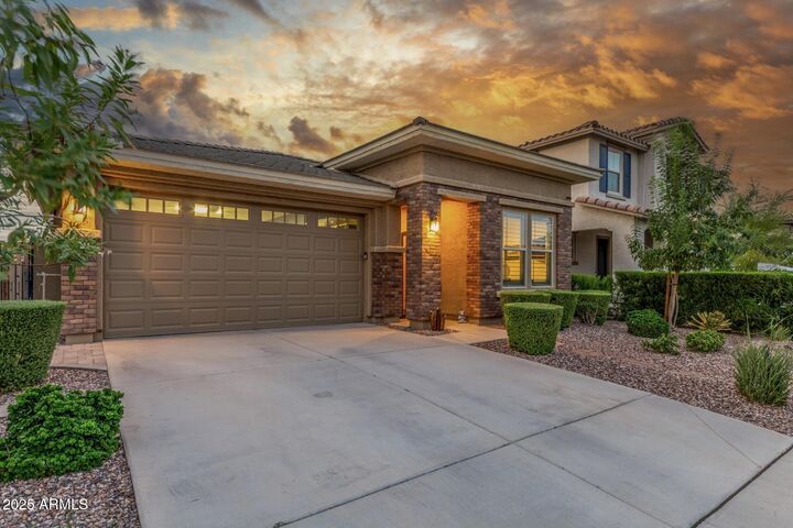 Property Photo: 29826 N 115th Glen AZ 85383