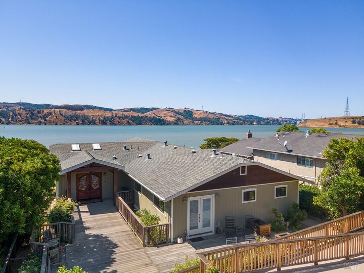 Property Photo: 1182 W K Street CA 94510