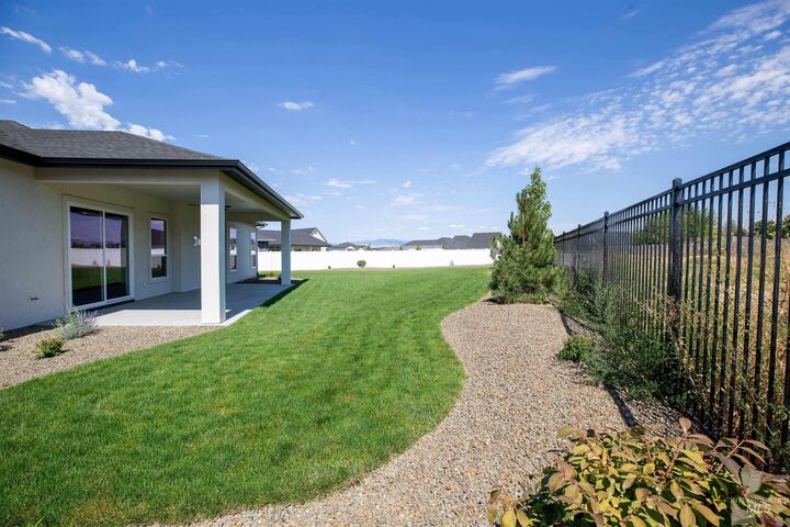 5728 S Keyport Way  Meridian ID 83642 photo