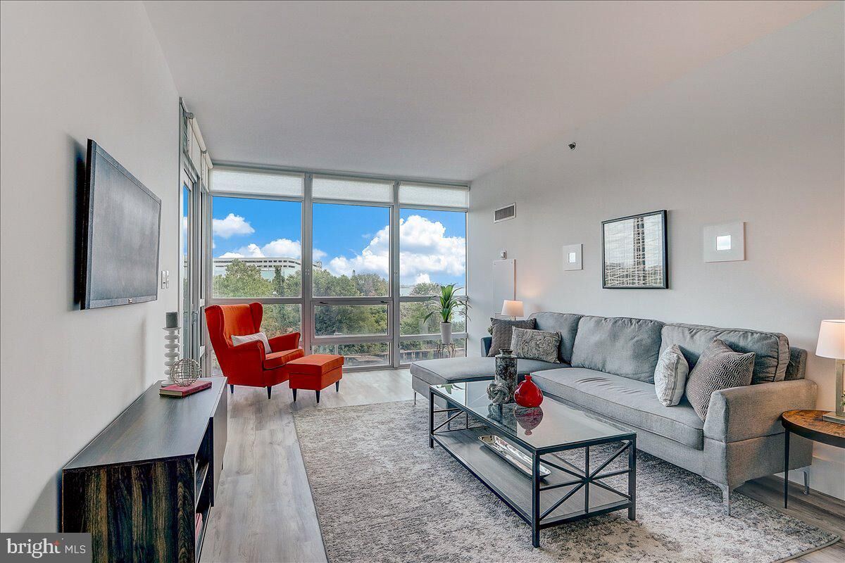 Property Photo: 901 N Penn Street R205 PA 19123