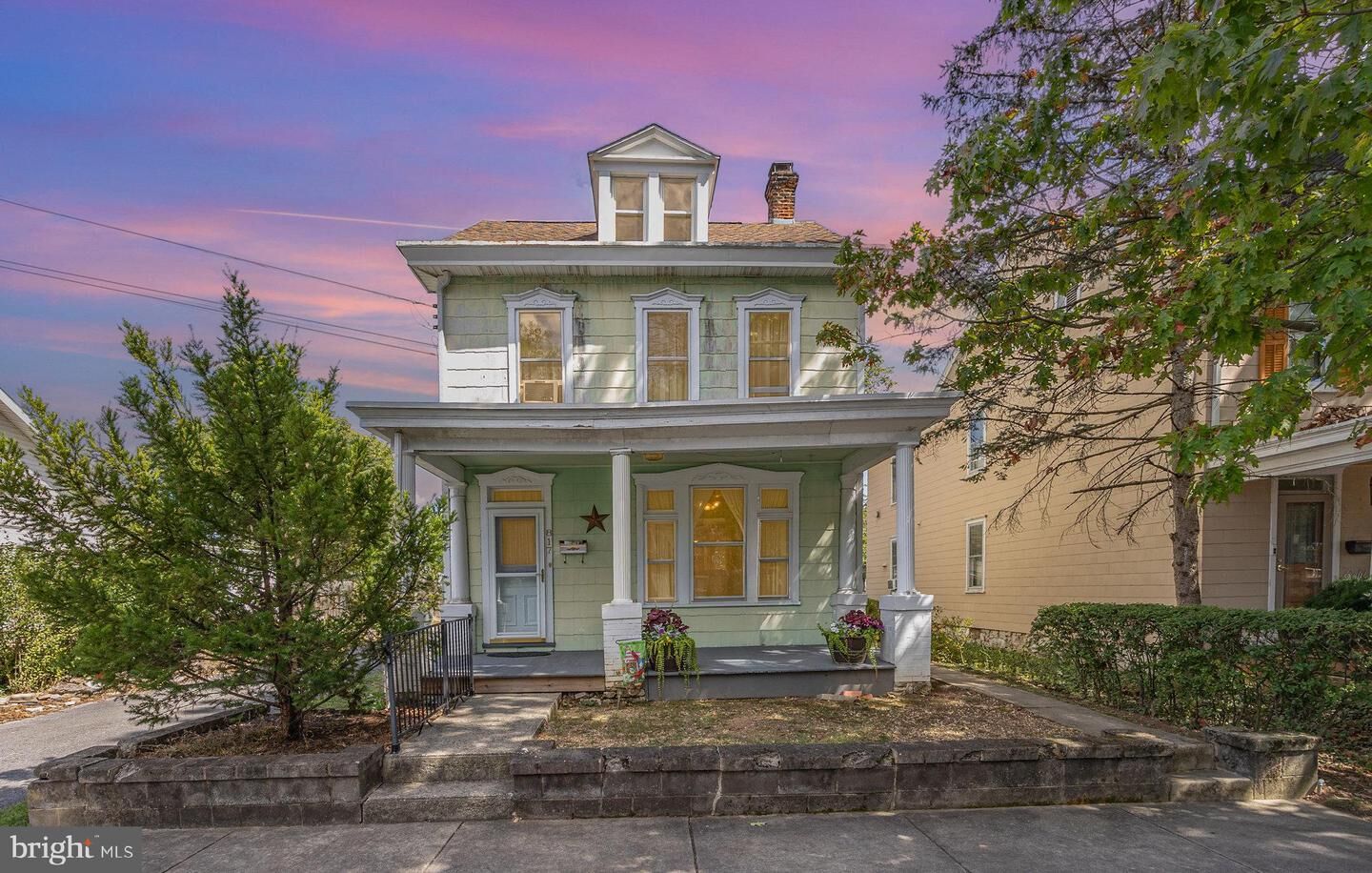 Property Photo:  817 N West Street  PA 17013 