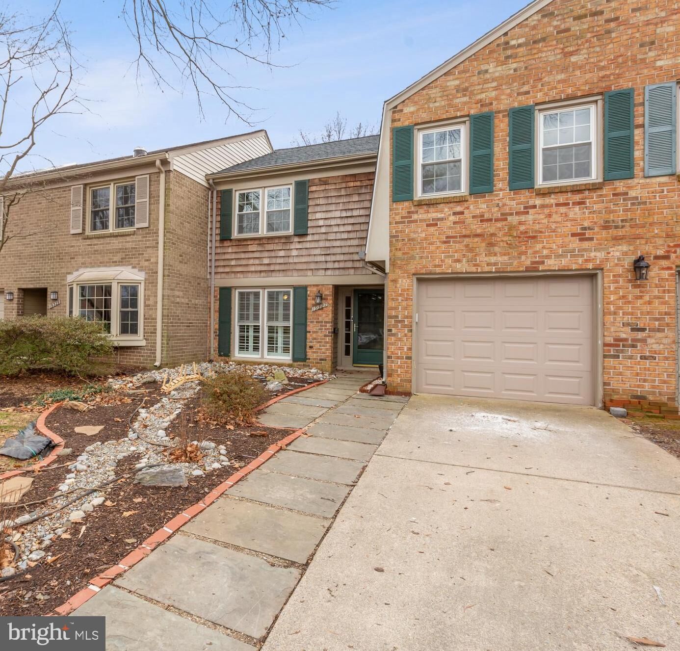 Property Photo: 19327 Frenchton Place MD 20886