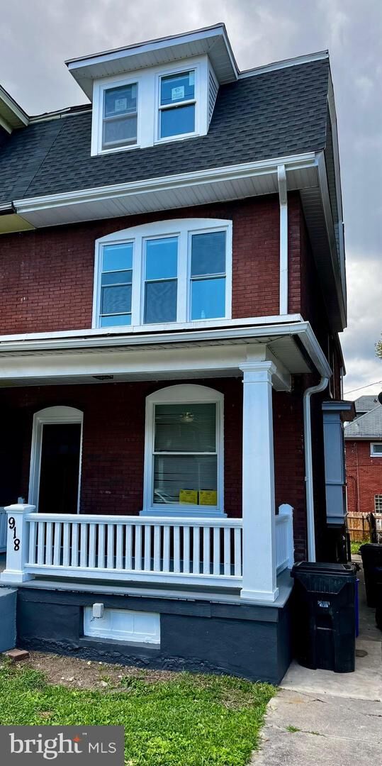 Property Photo: 918 N 18th Street PA 17103