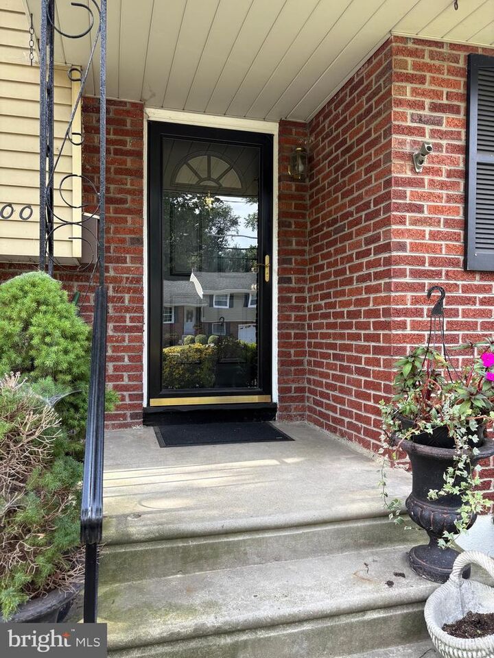 Property Photo: 1100 Mansion Avenue NJ 08108