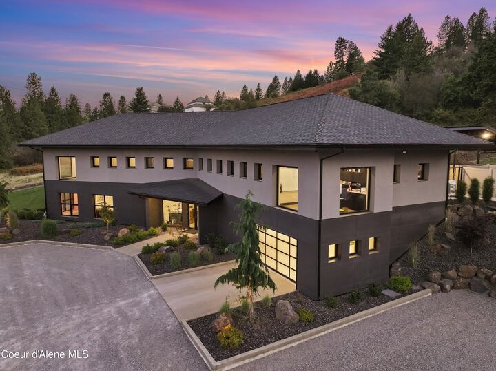 Property Photo: 19023 E Terrapin Ln 19027 WA 99027