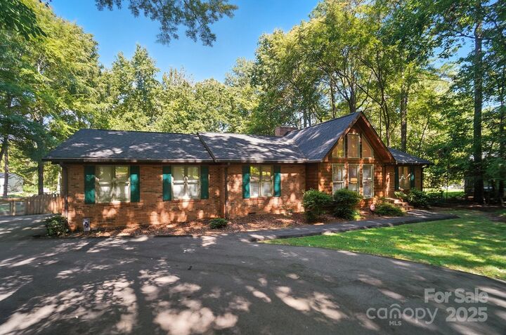 Property Photo: 3618 Griffith Road NC 28112