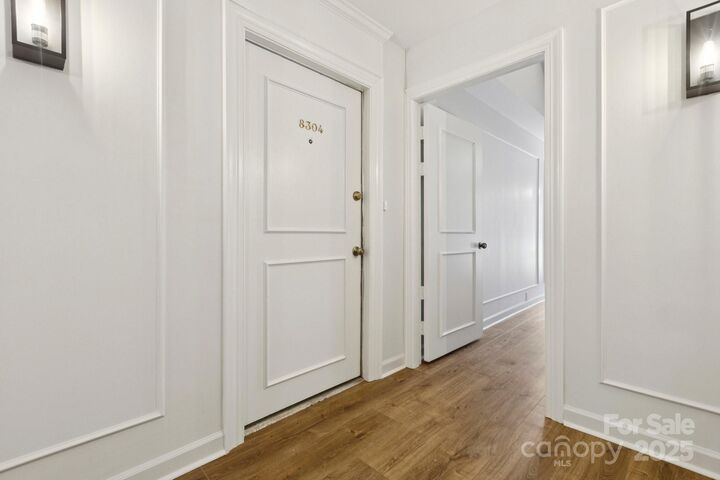 Property Photo:  8304 Meadow Lakes Drive  NC 28210 