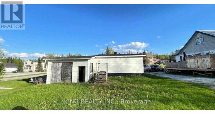 Property Photo:  201 Third Avenue  ON P0M 1Z0 