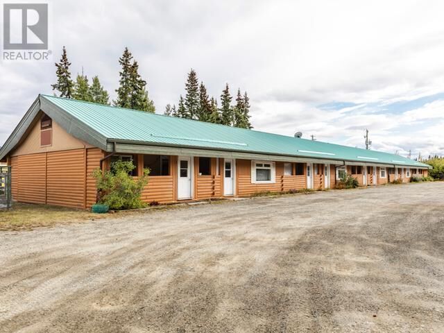 Photo de la propriété:  91301- Alaska Highway  YT Y1A 6E4 