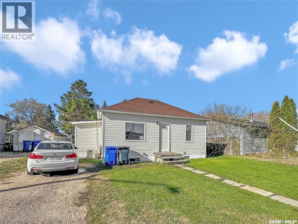 Photo de la propriété:  121 Allan Avenue  SK S0A 0M0 