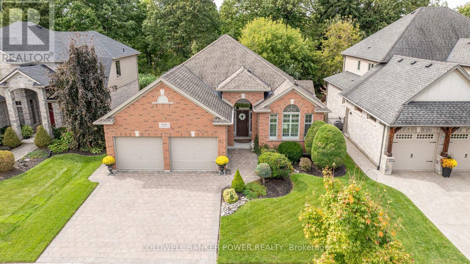 Property Photo: 1948 Riverbend Road ON N6K 0A2
