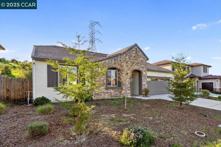 Property Photo: 4528 Benton St CA 94531
