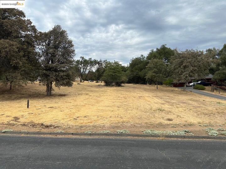 13440 Clements Rd  Groveland CA 95321 photo