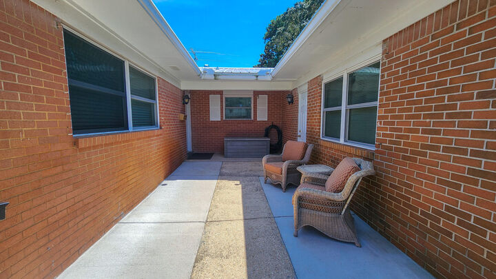 Property Photo: 712 Revere Avenue FL 32547