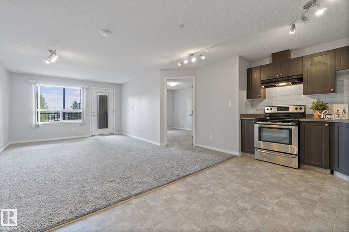 Property Photo: 1520 Hammond Gate Gate NW 214 AB T6M 0J4