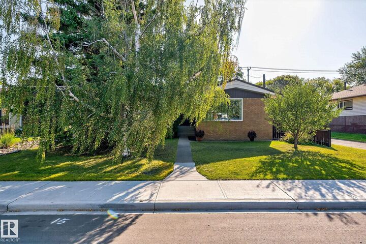 9319 74 Street NW  Edmonton AB T6B 2B5 photo