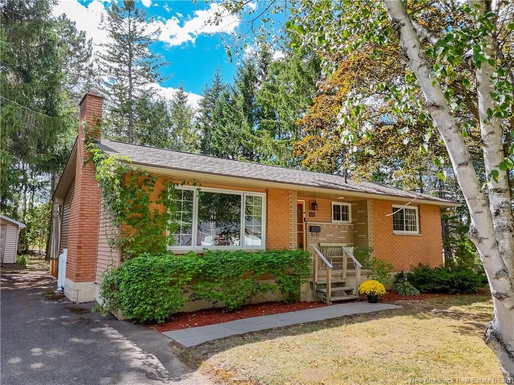 Photo de la propriété: 406 Lisgar Street NB E3B 3B2