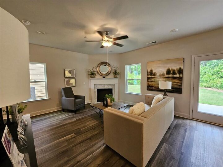 Property Photo:  203 Vineyard Walk  GA 30117