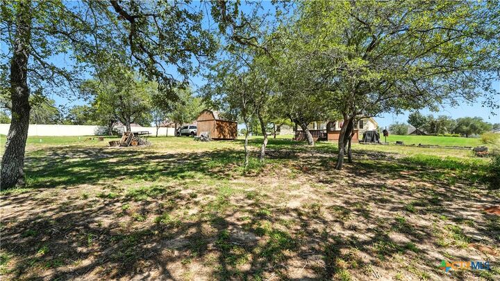 Property Photo:  121 Carrizo Ridge  TX 78114 