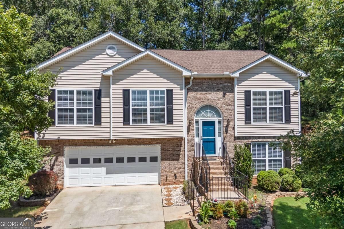 Property Photo:  420 Carrie Court  GA 30606 