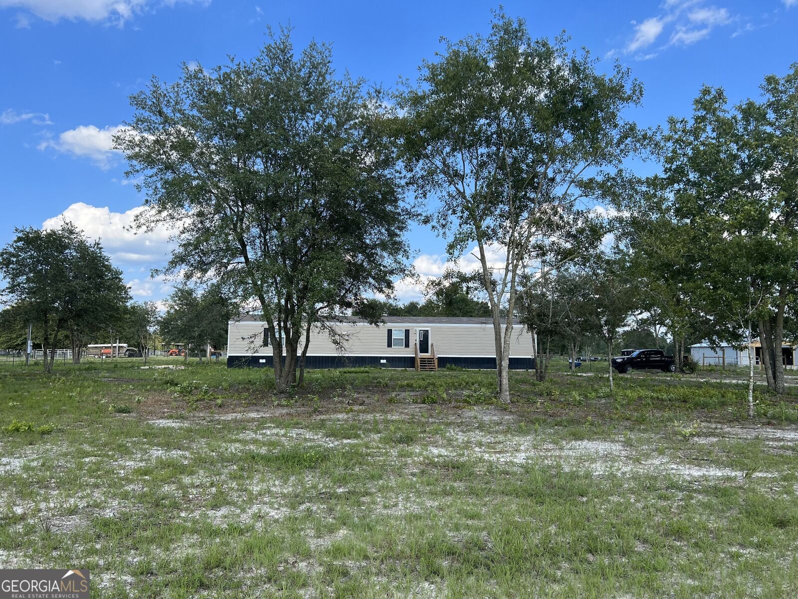 Property Photo:  456 Blue Jay Loop  GA 31542 