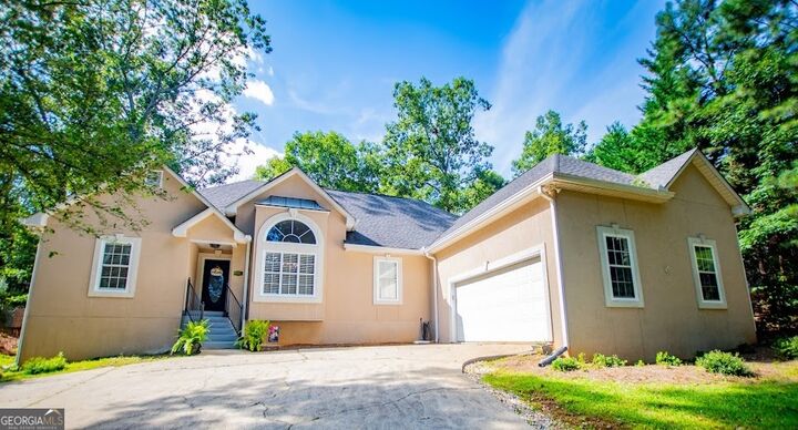 Property Photo:  1252 Heritage Drive  GA 30180 