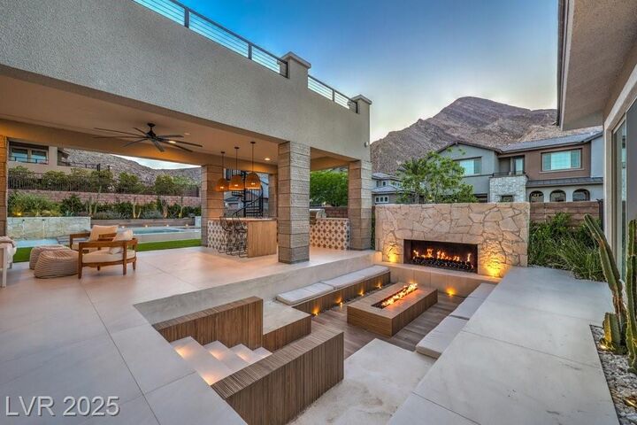 Property Photo: 11271 Emory Oak Drive NV 89138