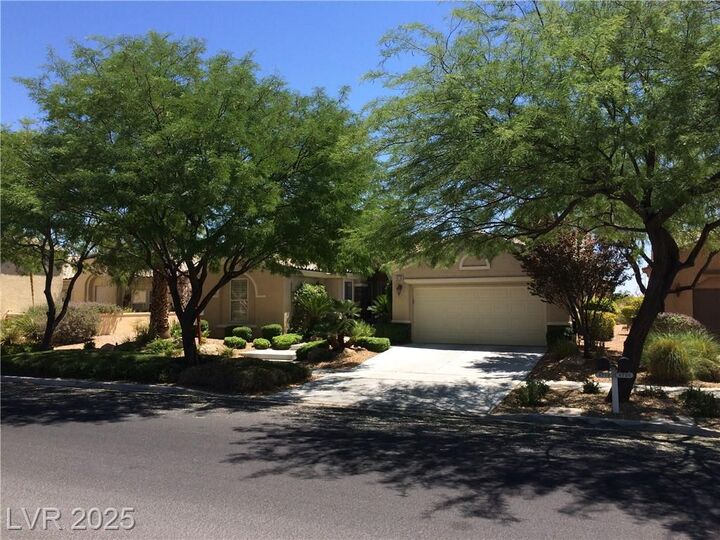 4710 Fiore Bella Boulevard  Las Vegas NV 89135 photo