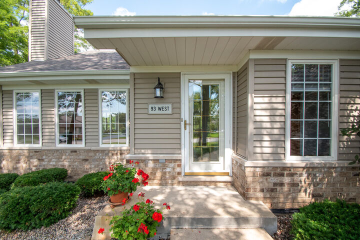 Property Photo:  93 W Richton Road  IL 60417 