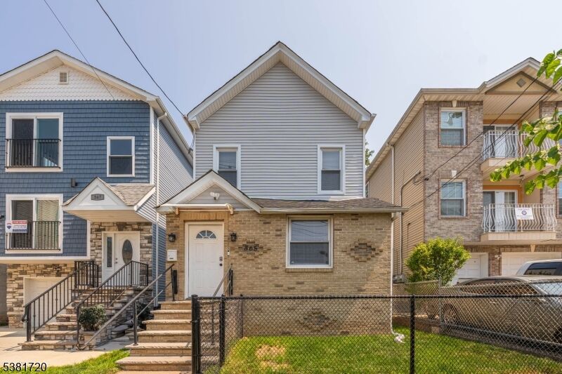 Property Photo: 565 Pennsylvania Ave NJ 07201