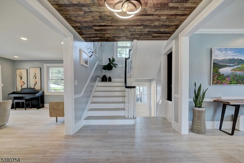 Property Photo:  21 Melrose Place  NJ 07042 