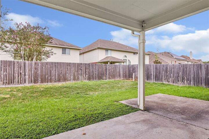 Property Photo: 8226 Sierra Dawn Drive TX 77375