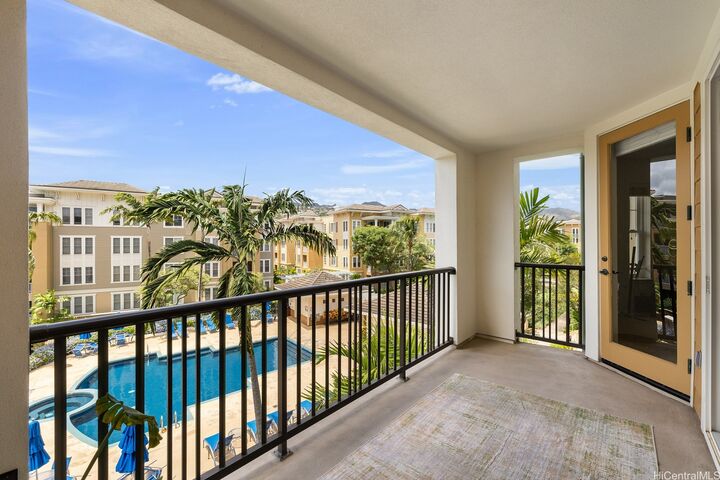 Property Photo:  520 Lunalilo Home Road 7311  HI 96825 