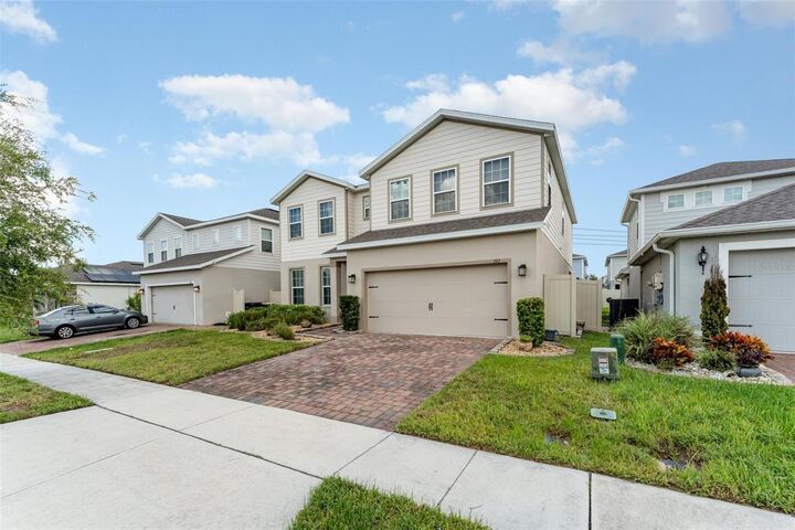 Property Photo: 392 Summer Squall Road FL 33837