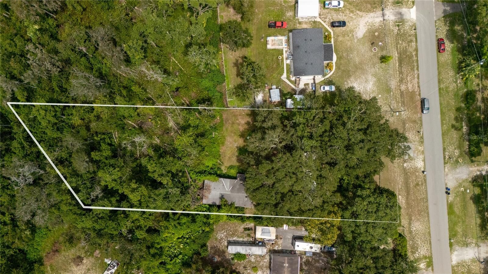 Property Photo: 12103 Dagwood Way FL 33579