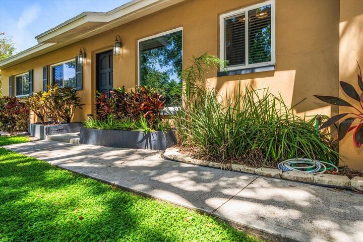 Property Photo:  1509 S Evergreen Avenue  FL 33756 