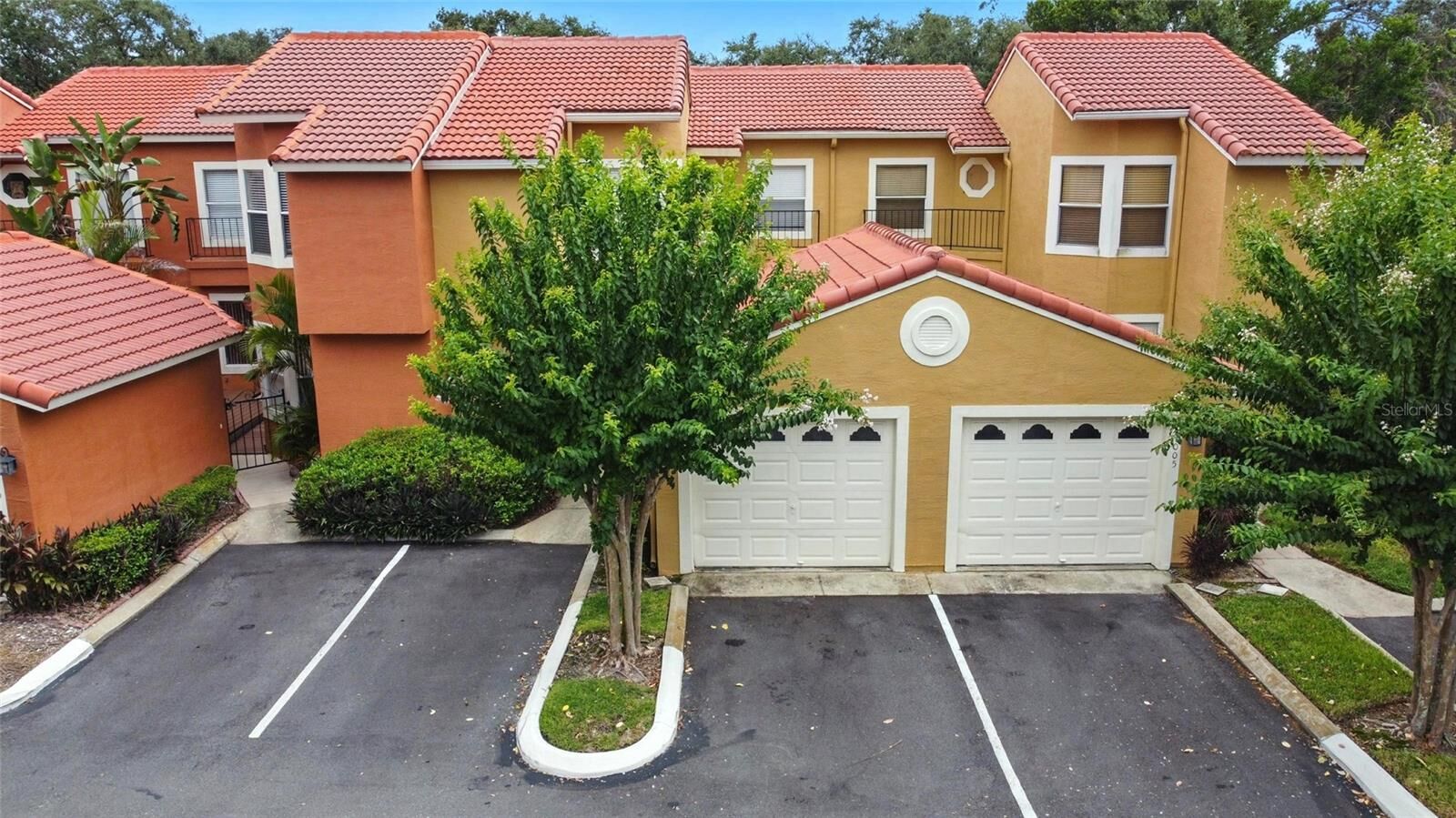 Property Photo: 1007 Casa Del Sol Circle FL 32714