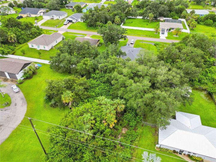 Property Photo: 1050 Birchcrest Boulevard FL 33952