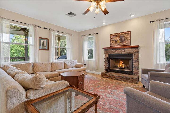 Property Photo:  34 Shamrock Avenue  FL 33844 