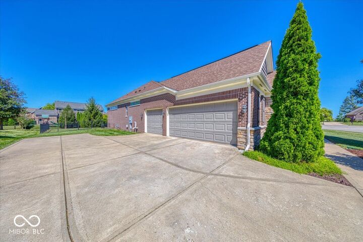 Property Photo: 3131 Cherokee Circle IN 46106