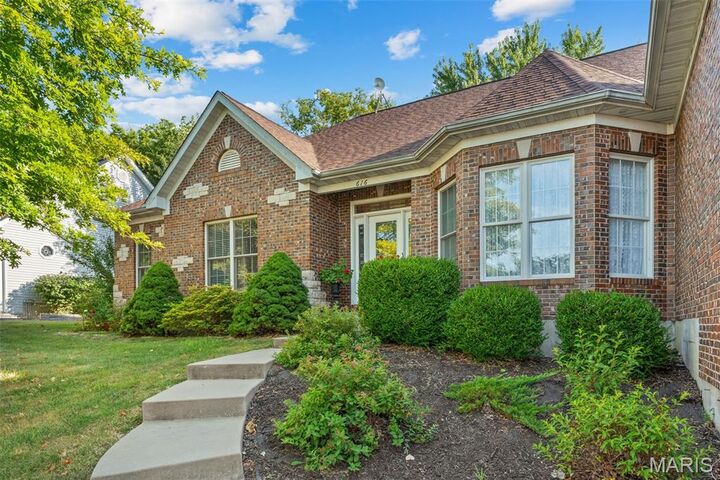 Property Photo: 616 Windy Ridge Drive MO 63090