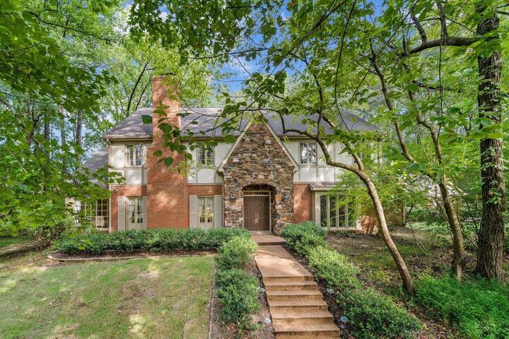 2330 Dogwood Meadows Cv  Germantown TN 38139 photo