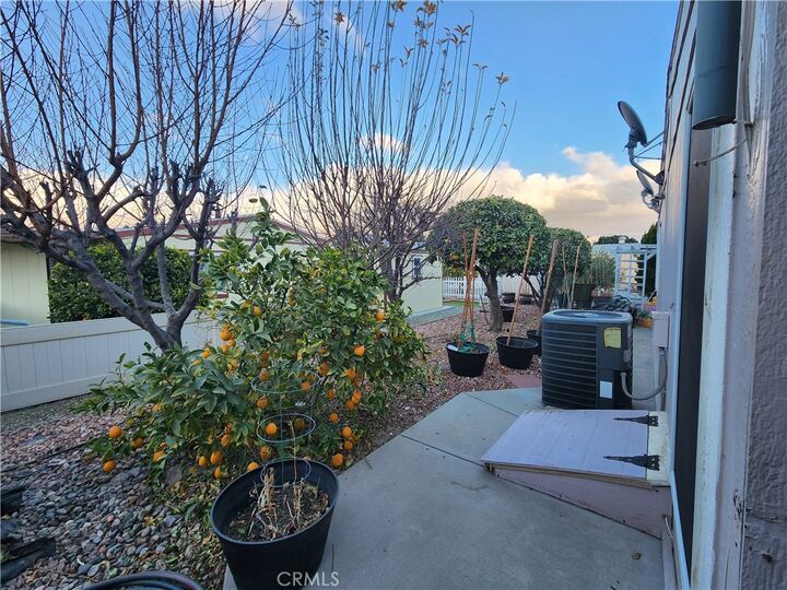 Property Photo:  1250 N Kirby Street 127  CA 92545 
