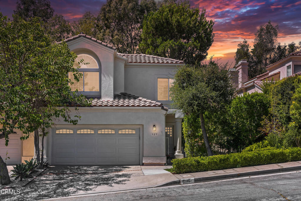 Property Photo: 989 Calle La Primavera CA 91208