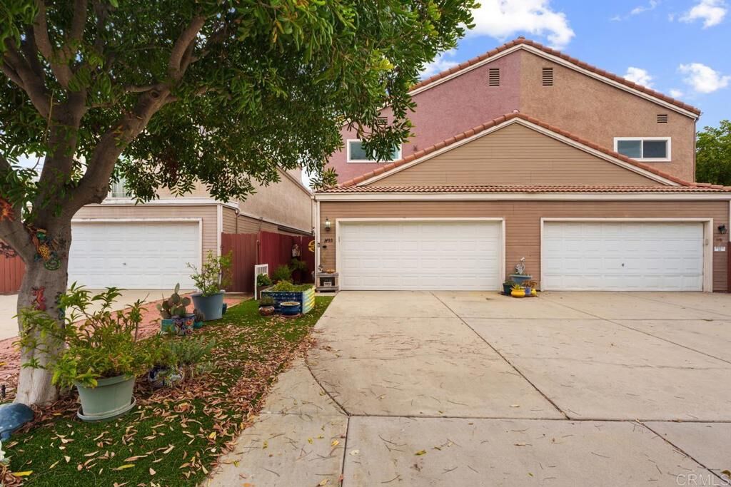 Property Photo:  1495 H Street  CA 92065 