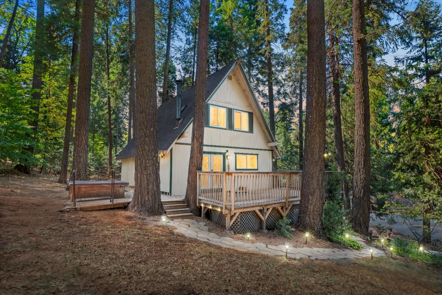 Property Photo: 3533 Gold Ridge Trail CA 95726